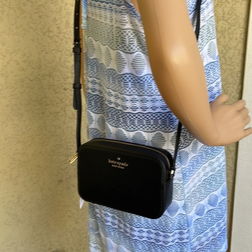 Kate Spade Madison Mini Camera Bag
COLOR:
Black 
NWT - Picture 15 of 16